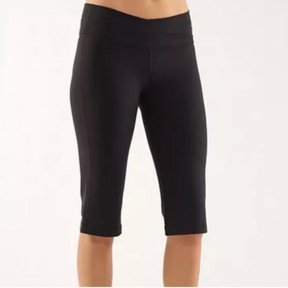 Lululemon Astro Crop